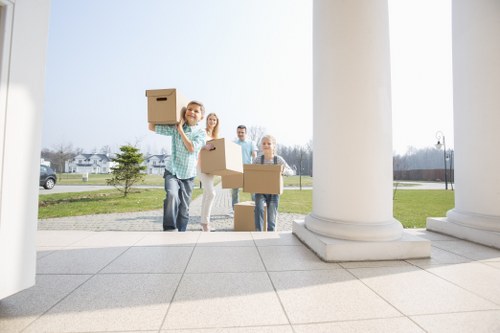 Haggerston moving service for flats and furniture transport