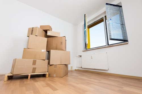 House removal service helping families and businesses in Haggerston