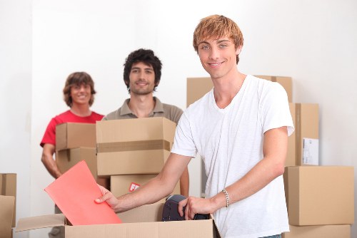 Reliable man with van service for local moves in Haggerston